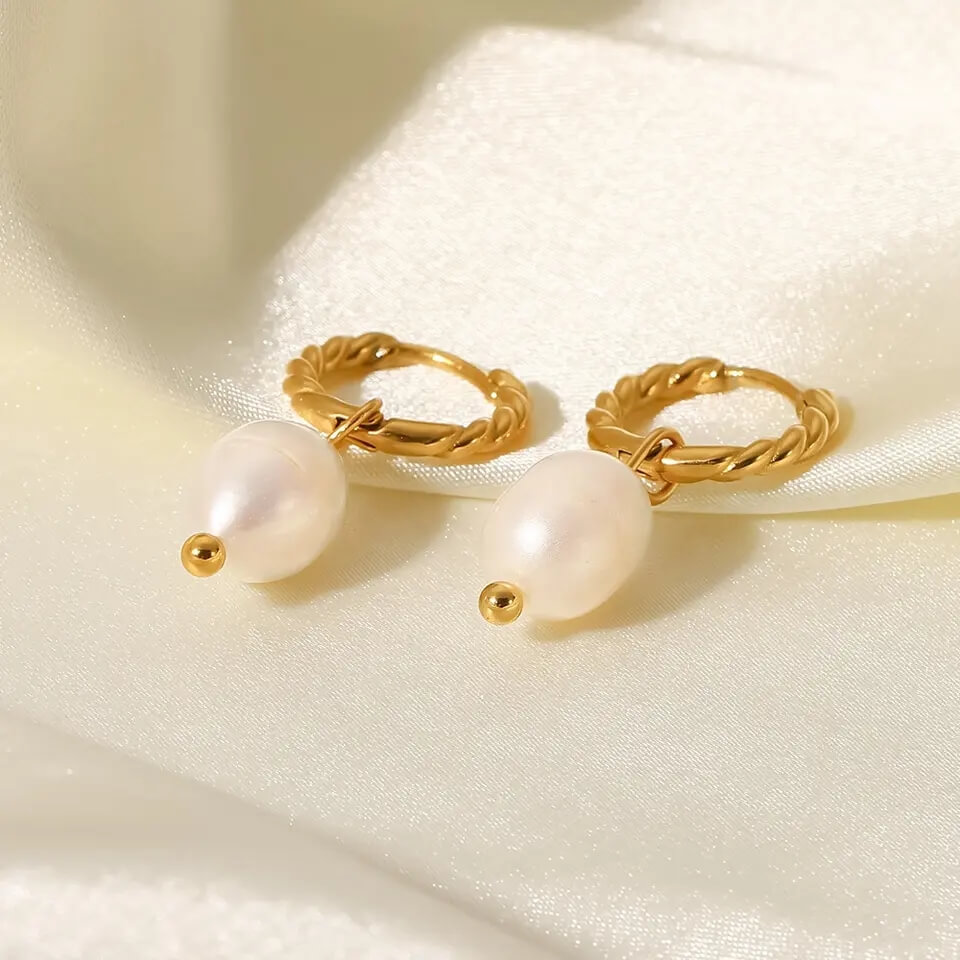 Fresh Water Pearl Earrings